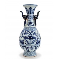 1404 A Yuan b&w double handles yuhuchun vase